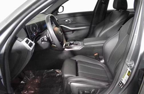 2025 BMW 330 i xDrive