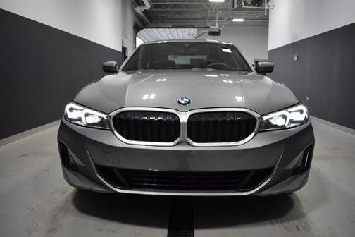 2025 BMW 330 i xDrive