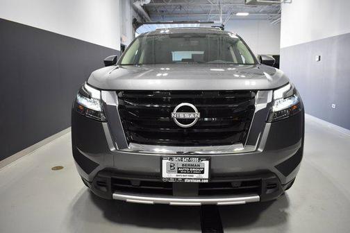 2025 Nissan Pathfinder SL 4WD