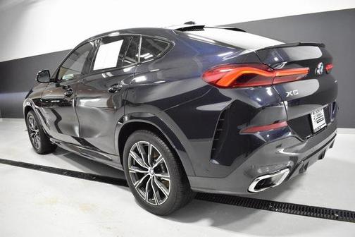 2025 BMW X6 xDrive40i