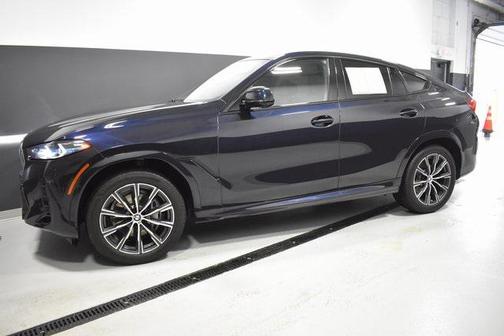 2025 BMW X6 xDrive40i
