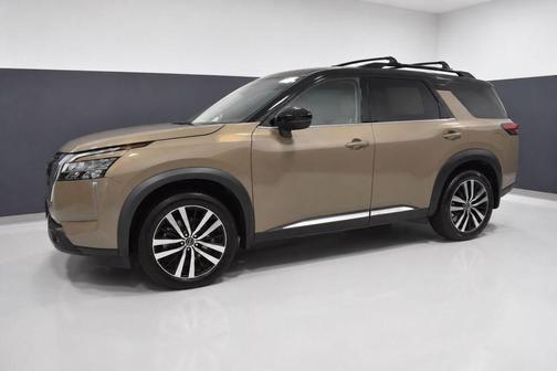 Baja Storm/Super Black Roof 2023 Nissan Pathfinder Platinum 4WD