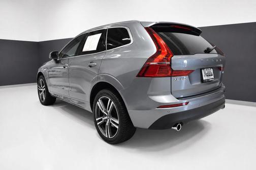 Osmium Grey Metallic 2021 Volvo XC60 T5 Momentum