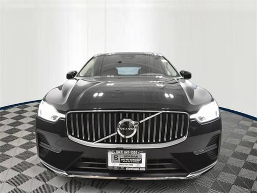 2022 Volvo XC60 B5 Inscription