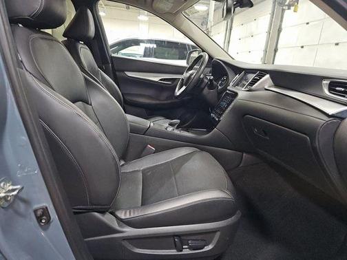 2022 INFINITI QX50 ESSENTIAL AWD