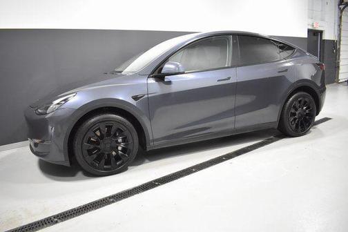 2023 Tesla Model Y Long Range Dual Motor All-Wheel Drive