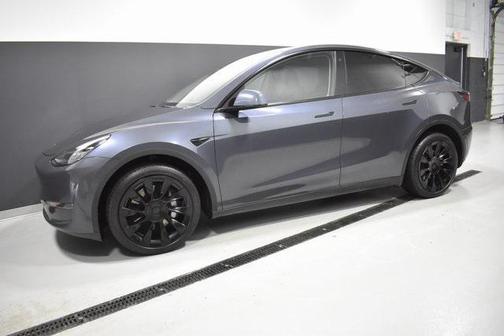 2023 Tesla Model Y Long Range Dual Motor All-Wheel Drive