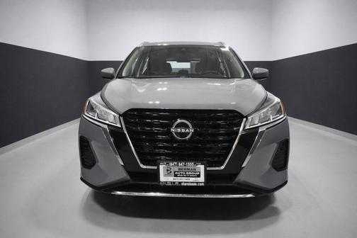 Boulder Gray Pearl 2023 Nissan Kicks SV