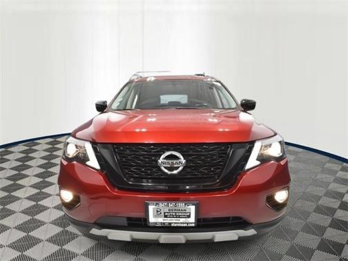 2019 Nissan Pathfinder SV