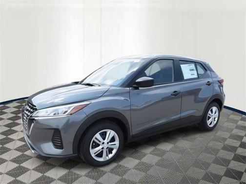 2025 Nissan Kicks S