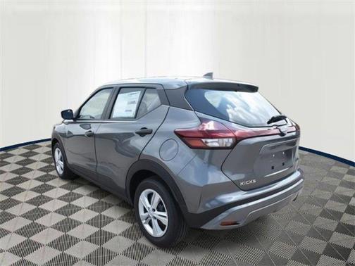 2025 Nissan Kicks S