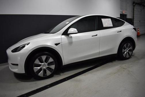 2023 Tesla Model Y Long Range Dual Motor All-Wheel Drive