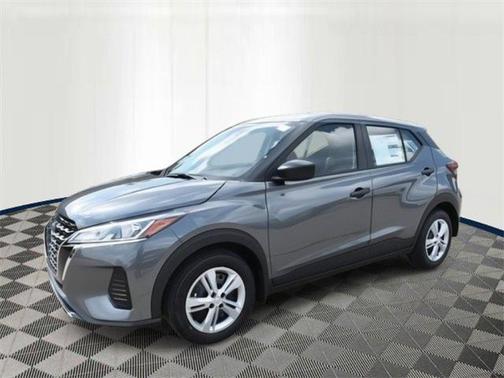 2025 Nissan Kicks S