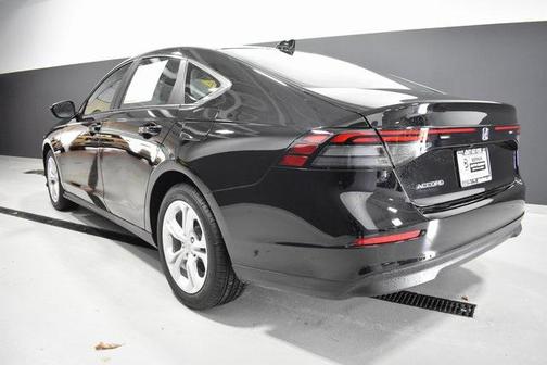 2025 Honda Accord LX 1.5T