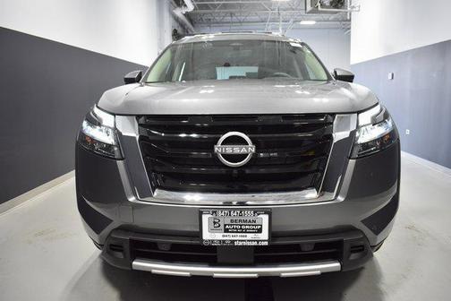 2025 Nissan Pathfinder SL 4WD