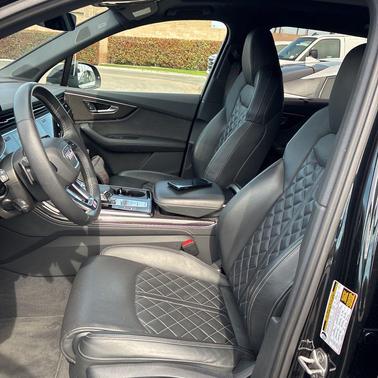 2023 Audi SQ7 4.0T Prestige