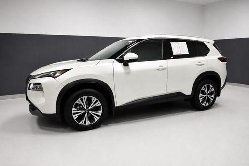 Pearl White Tricoat 2021 Nissan Rogue SV