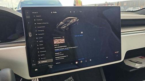 2023 Tesla Model S Plaid