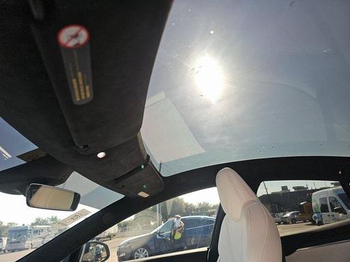 2023 Tesla Model S Plaid