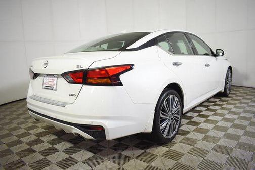 2023 Nissan Altima 2.5 SL