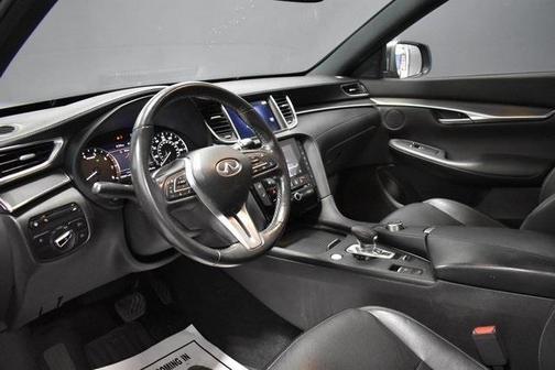 2022 INFINITI QX50 LUXE