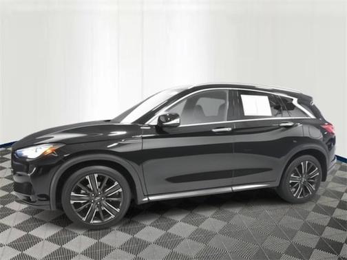 2022 INFINITI QX50 LUXE