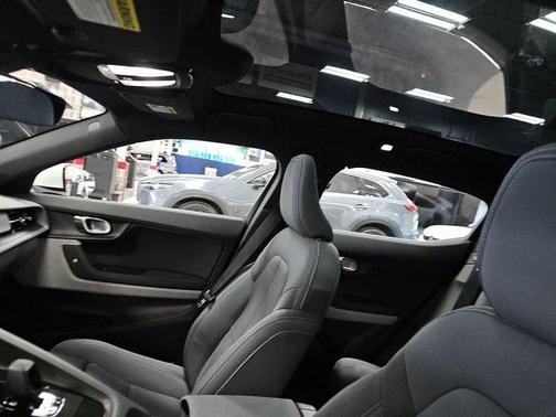 2022 Polestar 2 Long Range Dual Motor