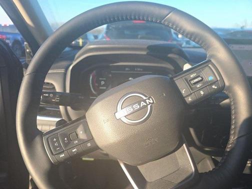 2025 Nissan Rogue SL