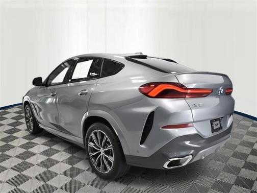 2025 BMW X6 xDrive40i
