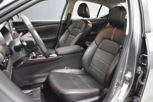 Gun Metallic 2024 Nissan Sentra SR