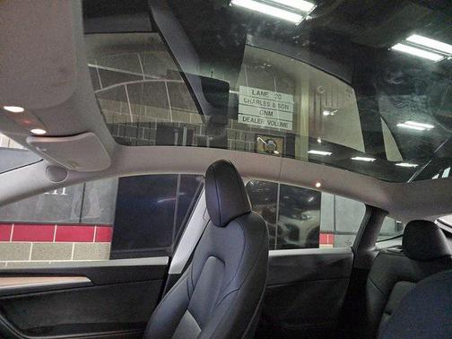 2024 Tesla Model Y Performance Dual Motor All-Wheel Drive