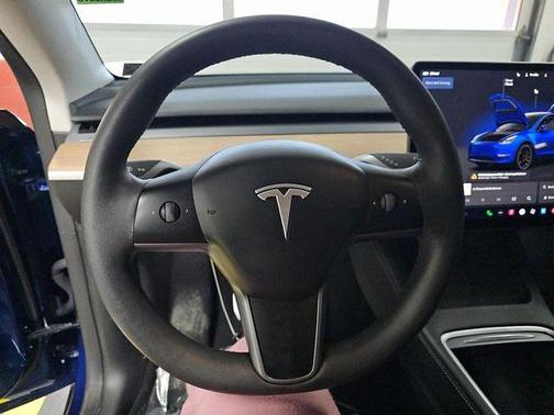 2024 Tesla Model Y Performance Dual Motor All-Wheel Drive