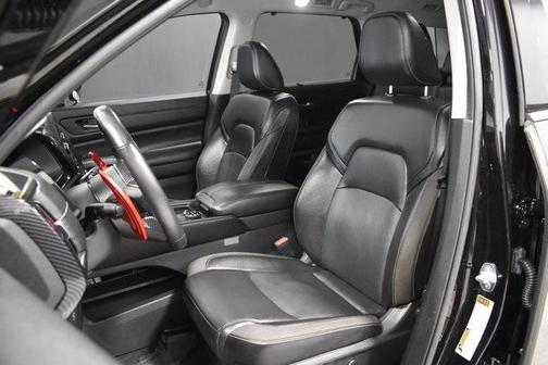 2022 Nissan Pathfinder SL 4WD