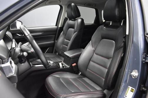 2024 Mazda CX-5 Carbon Edition