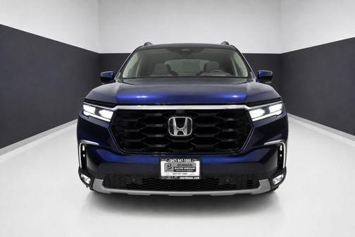 Obsidian Blue Pearl 2023 Honda Pilot AWD Elite