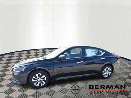 2025 Nissan Altima S FWD