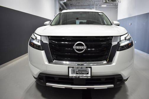 2025 Nissan Pathfinder SL 4WD