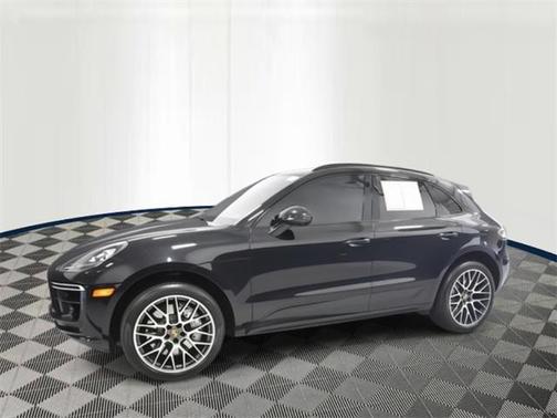 2020 Porsche Macan Turbo