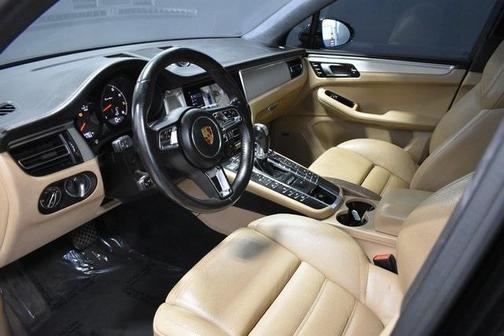 2020 Porsche Macan Turbo