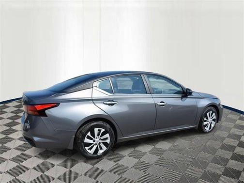 2025 Nissan Altima S FWD