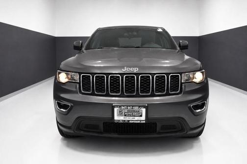 Granite Crystal Metallic Clearcoat 2021 Jeep Grand Cherokee Laredo