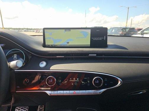 2024 Genesis GV70 3.5T AWD Sport