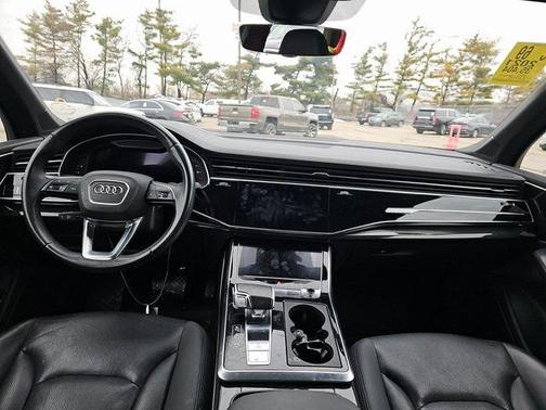 2021 Audi Q7 55 Prestige