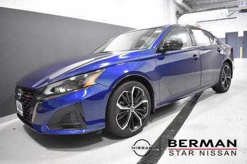 2023 Nissan Altima SR FWD