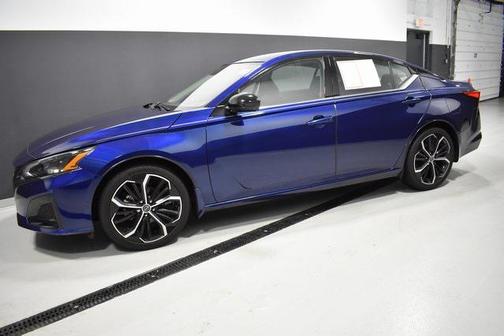 2023 Nissan Altima SR FWD