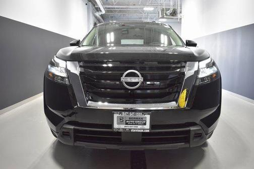 2025 Nissan Pathfinder SV 4WD
