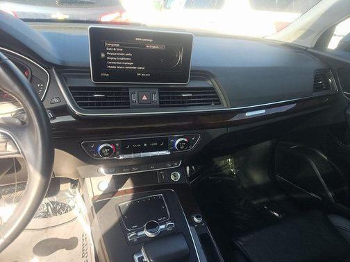 2018 Audi Q5 2.0T Tech Premium