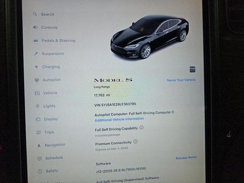 2020 Tesla Model S Long Range