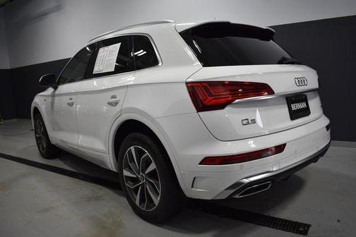 2023 Audi Q5 45 S line Premium Plus