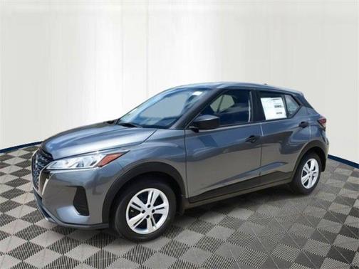 2025 Nissan Kicks S